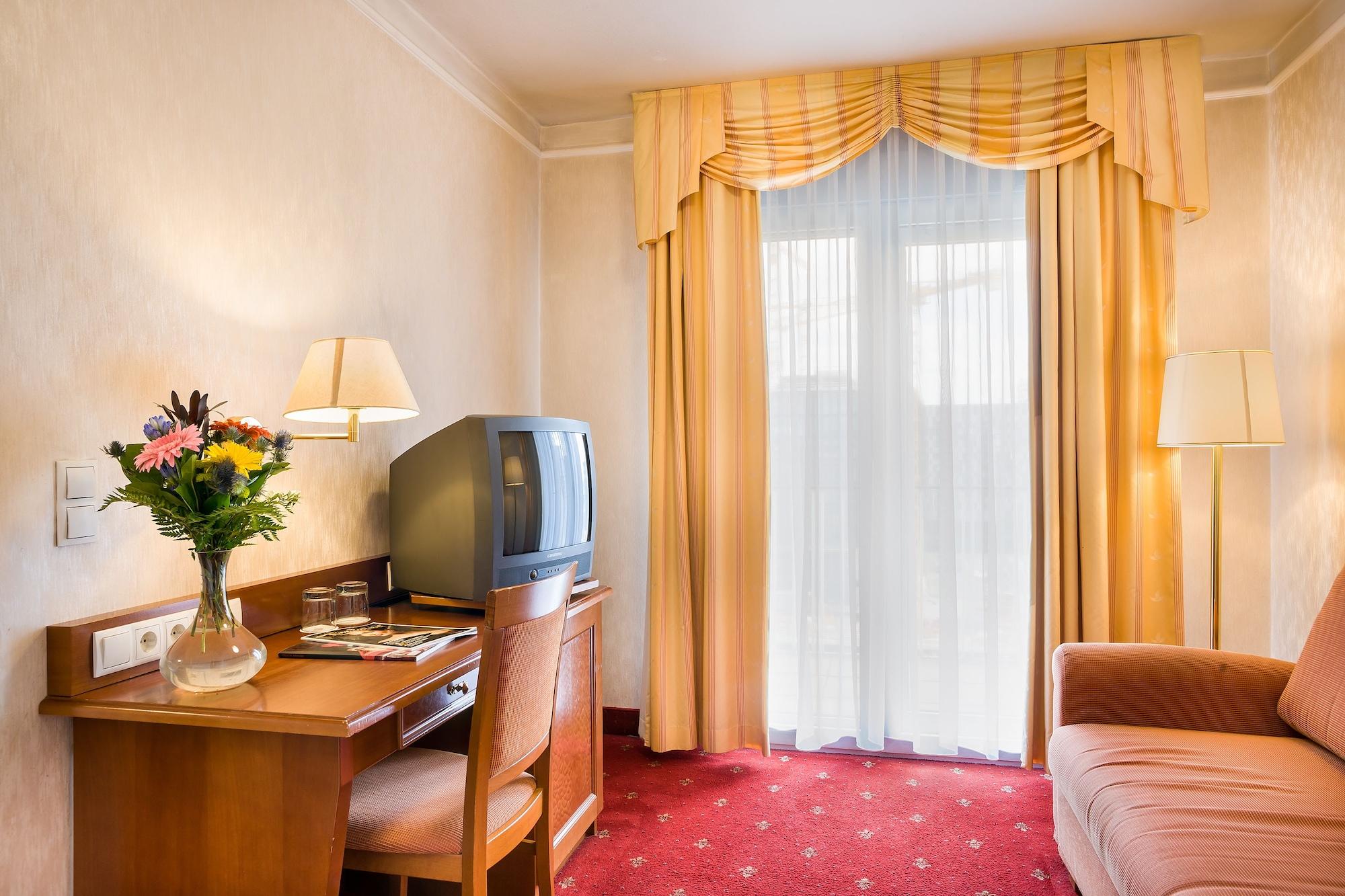 Select Hotel Prinz Eugen Wien Екстер'єр фото