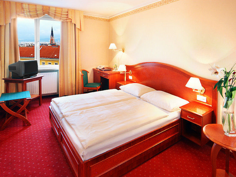 Select Hotel Prinz Eugen Wien Екстер'єр фото